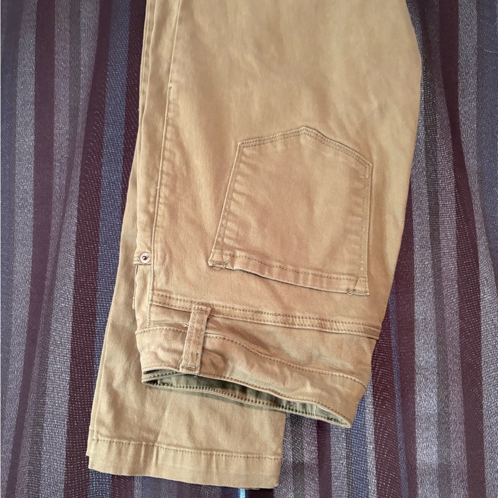 Jeans - Picture 2 of 3